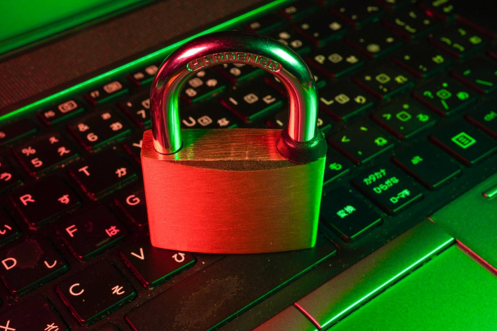 Identity and Access Management — Control access across employees, contractors, applications and machines.